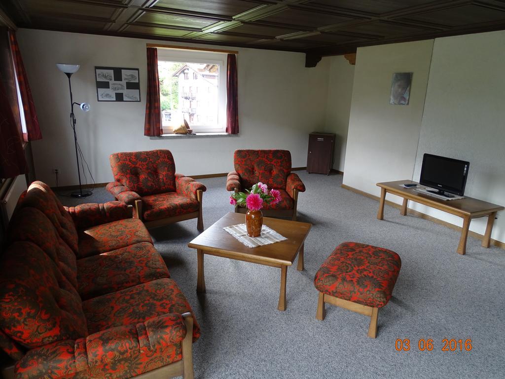 Hotel Old-Jnn Saas im Prattigau Δωμάτιο φωτογραφία