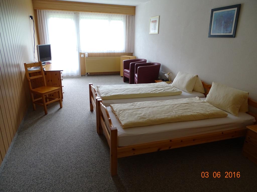 Hotel Old-Jnn Saas im Prattigau Δωμάτιο φωτογραφία