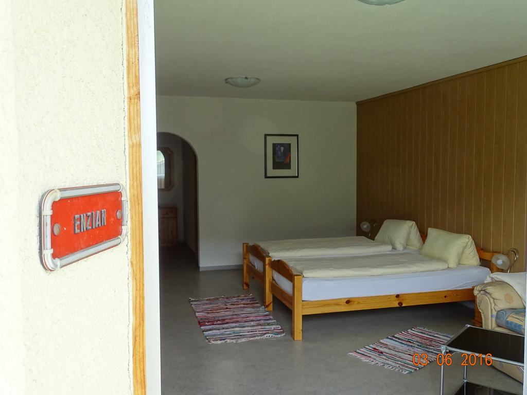 Hotel Old-Jnn Saas im Prattigau Δωμάτιο φωτογραφία